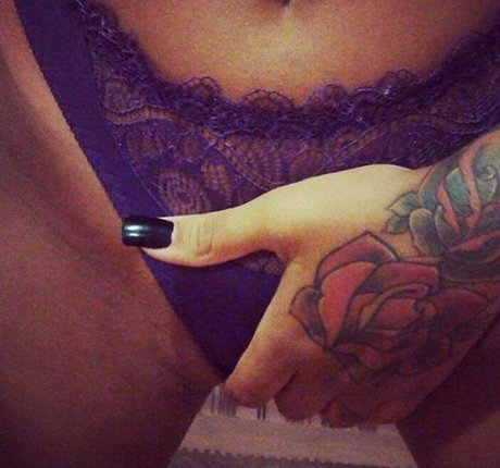 Helen Pales star sexy gallery