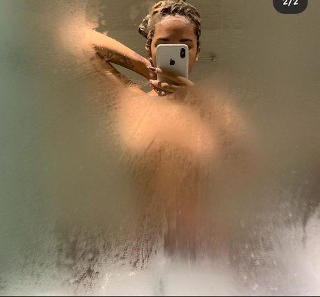 Helen Pales model art archive