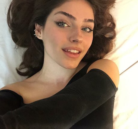 Candelaga model pretty galleries