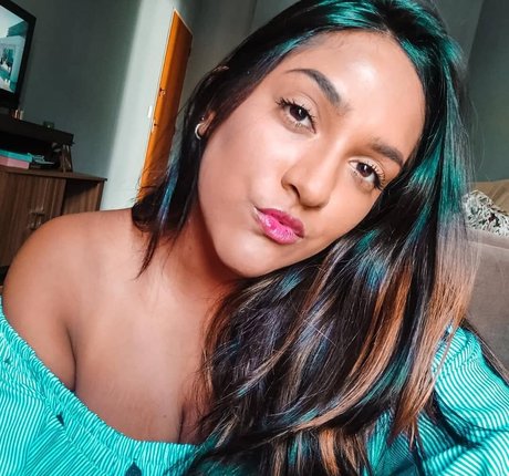 Sofia Mendonca Photo Gallery