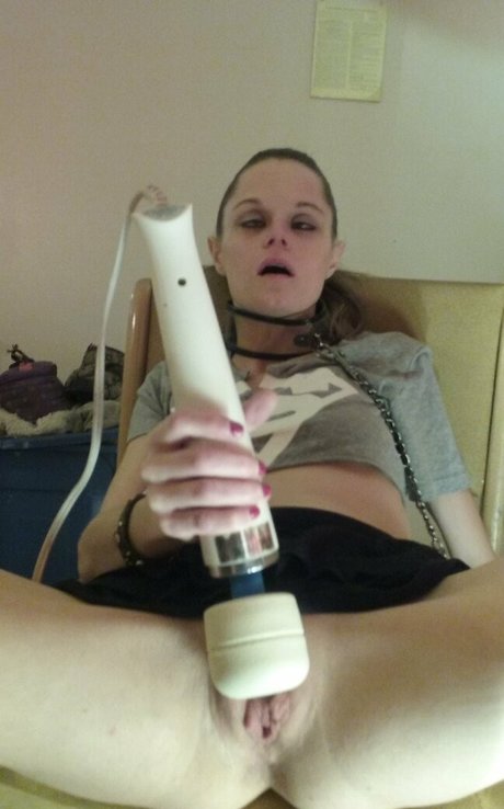 PhoebeXXXLynnXX top pornstar photo