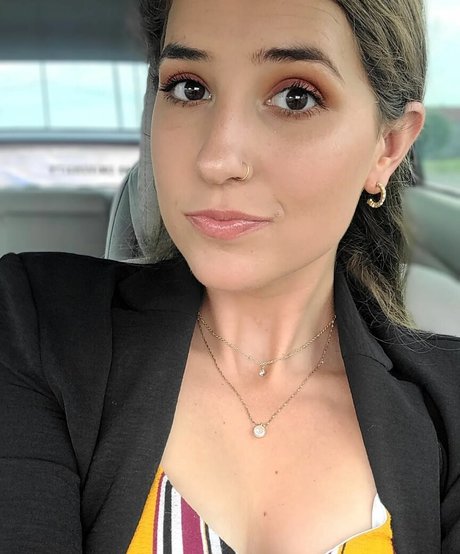 thick girls onlyfans adult pic