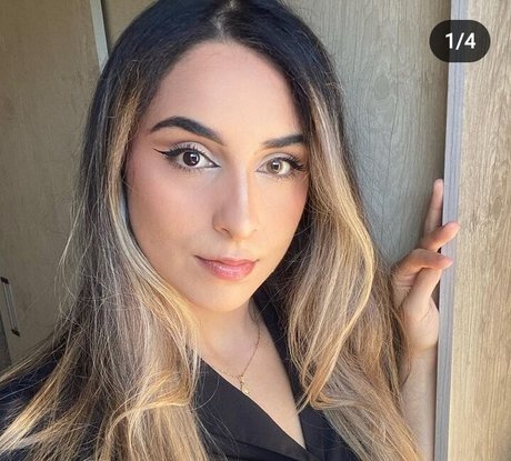 Faelinyfae pornstar pretty img