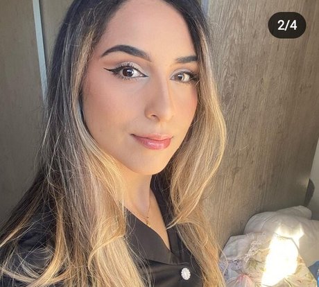 Faelinyfae model nudes pictures