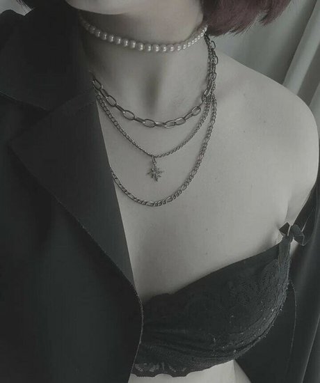 deadgirlws pornstar free pics