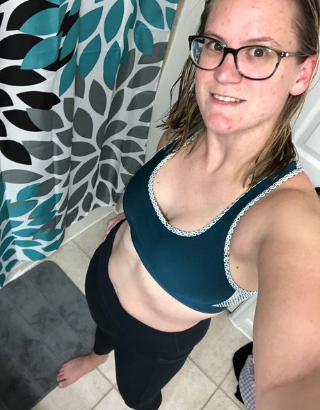 Beard SittingTX best actress img