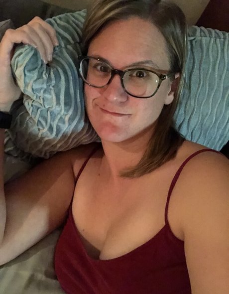 Beard SittingTX pornstar erotic pics