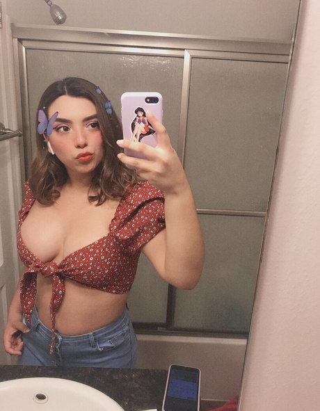 April Maribel Espinoza pornstar exclusive photos