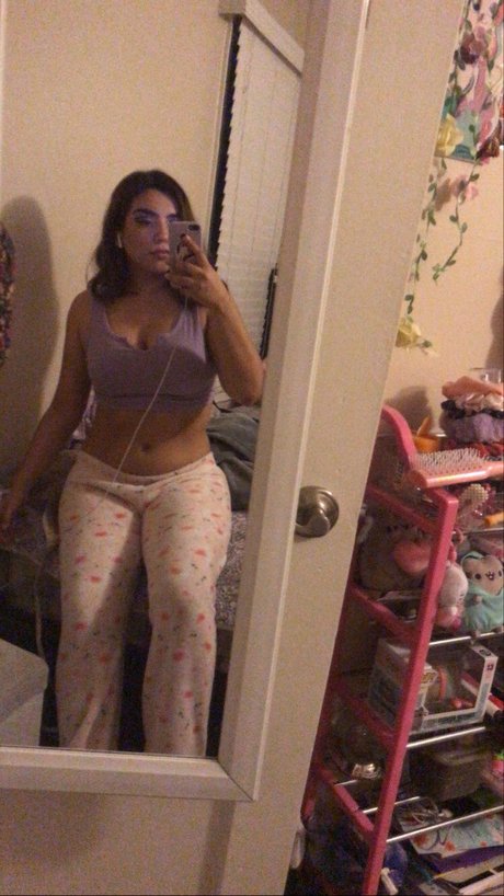 April Maribel Espinoza pornstar exclusive image