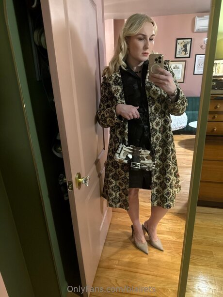 muscle girls onlyfans art naked gallery