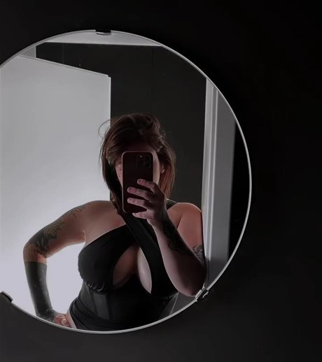 Yvimustang pornographic star img