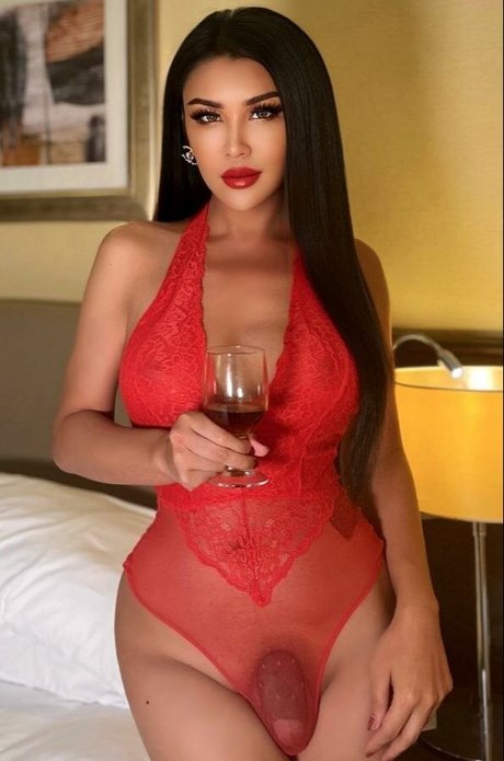 ployshayada pornstar images