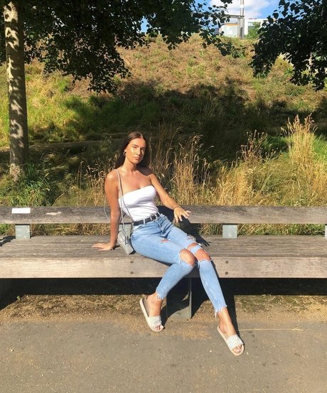 Dzestina Grigonyte naked pornstar photo