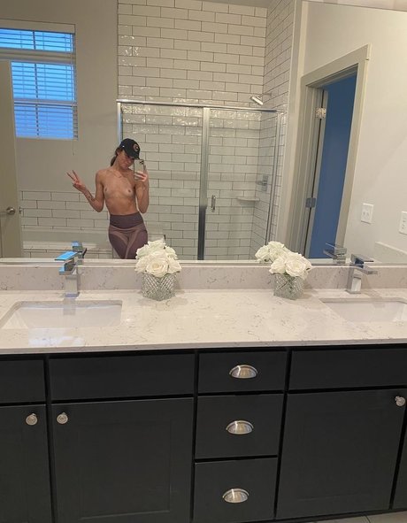 casspertheghxst star erotic pictures