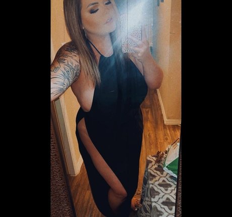 Lilly Zamora porn star image