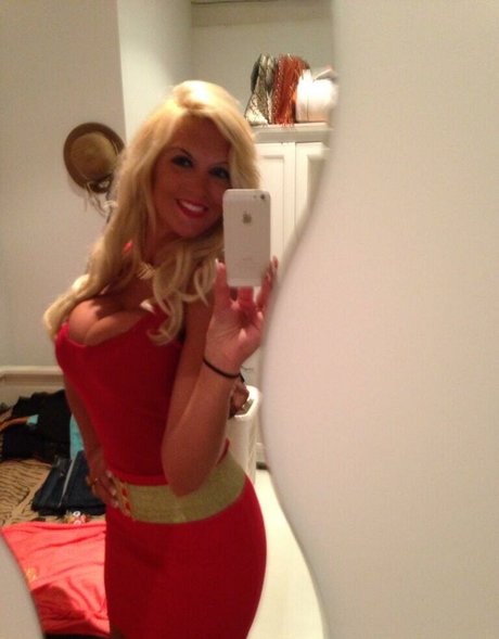 Gatina22 pornstar nude gallery