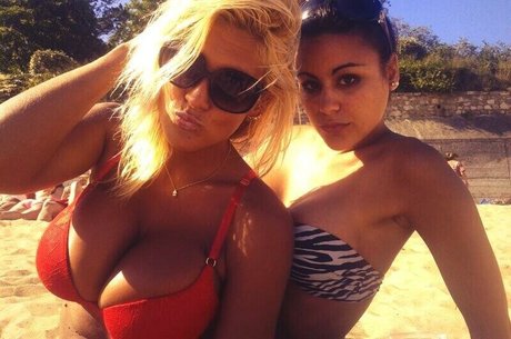 Gatina22 hot actress pictures