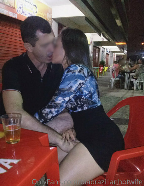 BiaBrazilianHotwife pornstar pretty pics