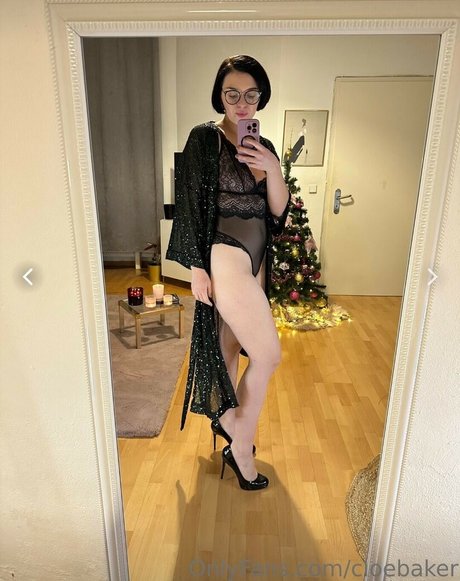 cloebaker adult actress galleries