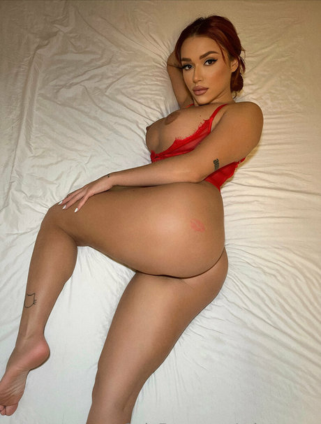 Mbenzyyy pornstar adult pic