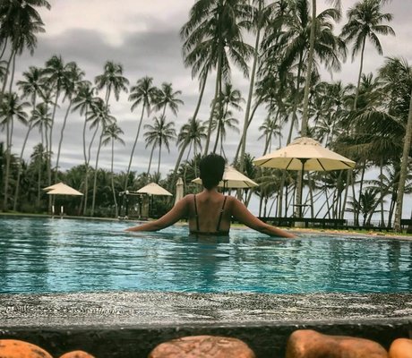 Agam Darshi porn model photo