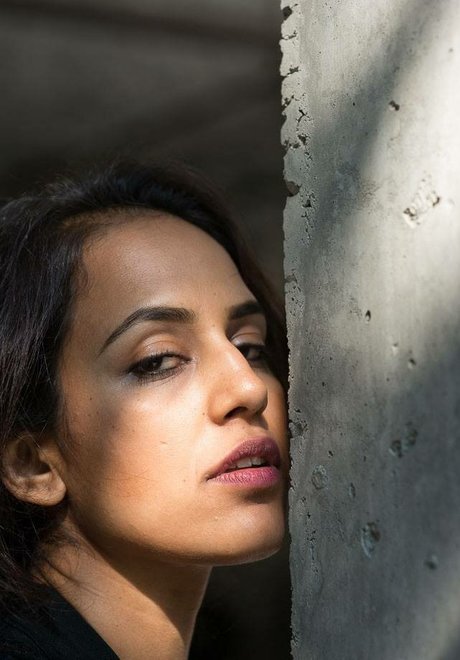 Agam Darshi naked star images