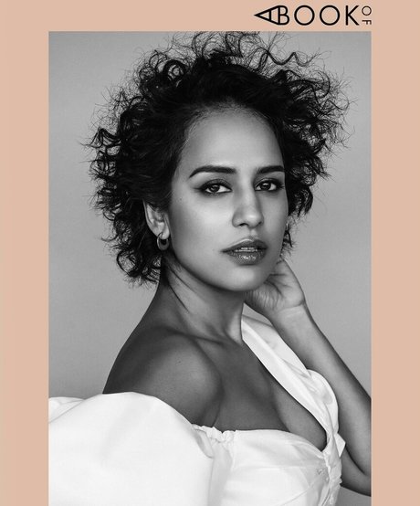 Agam Darshi star pornographic picture