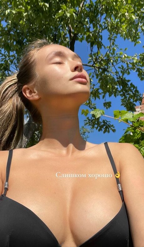 Daria savinaaa hot star pic