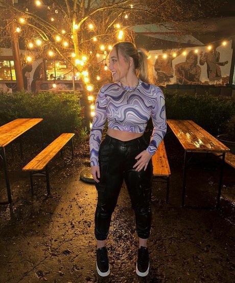 Morgan Watt hot star pics