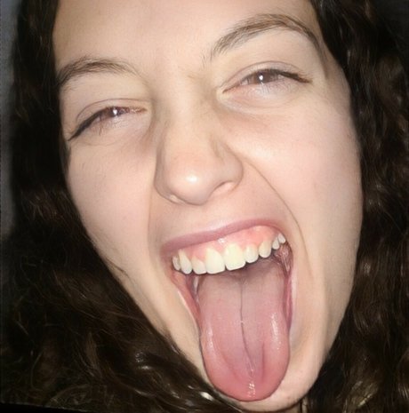 cumslut val pornstar hot gallery