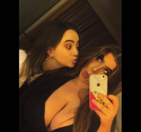 Sophie C top actress photos