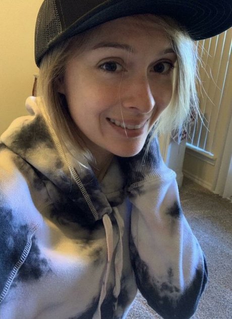 Fill Potential nice model pic