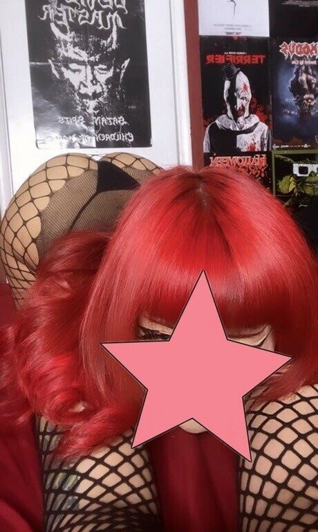 Metalslutttt pornstar pictures