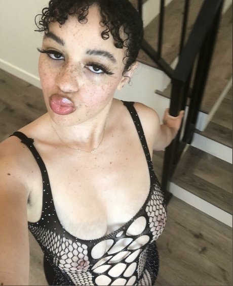 Killavesi free pornstar gallery