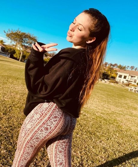 latex onlyfans beautiful image