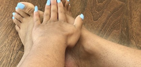 Dominique Chinn model pretty pics