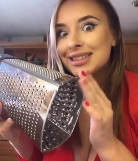 thick solo onlyfans naked gallery