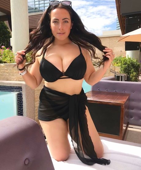 thick latina milf onlyfans porn galleries