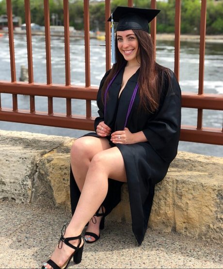 Sydney Martichuski star sex photos