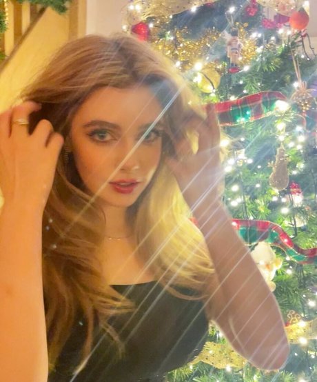 Eleanor Worthington art actress images