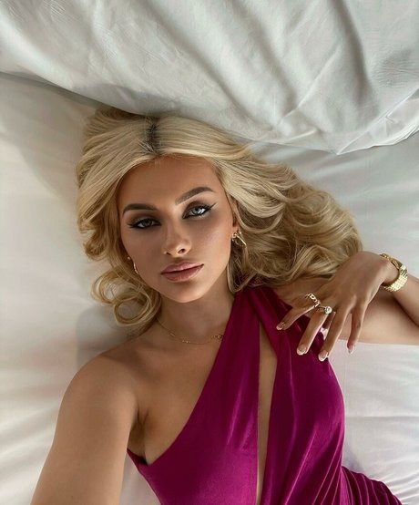 Jami Knight_ nudes model images