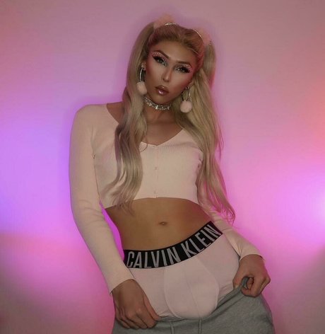 Naomib93 star nudes pictures