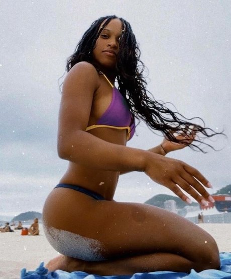 Rebeca Andrade star img