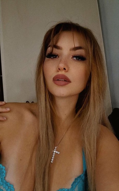 Stassia petsou nudes star image