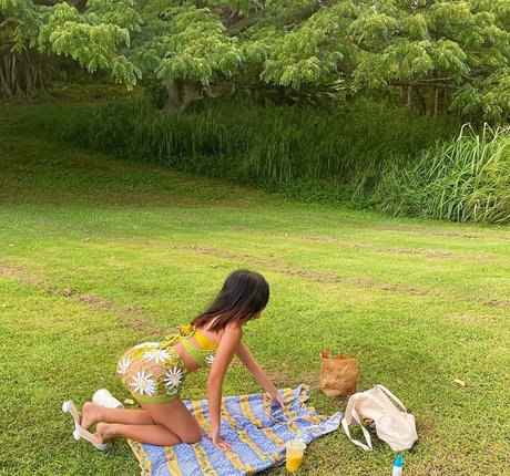 Melody Phan hot star pictures