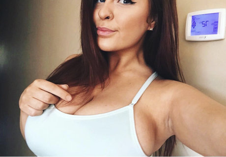 Katie LaRowe nude pornstar pictures