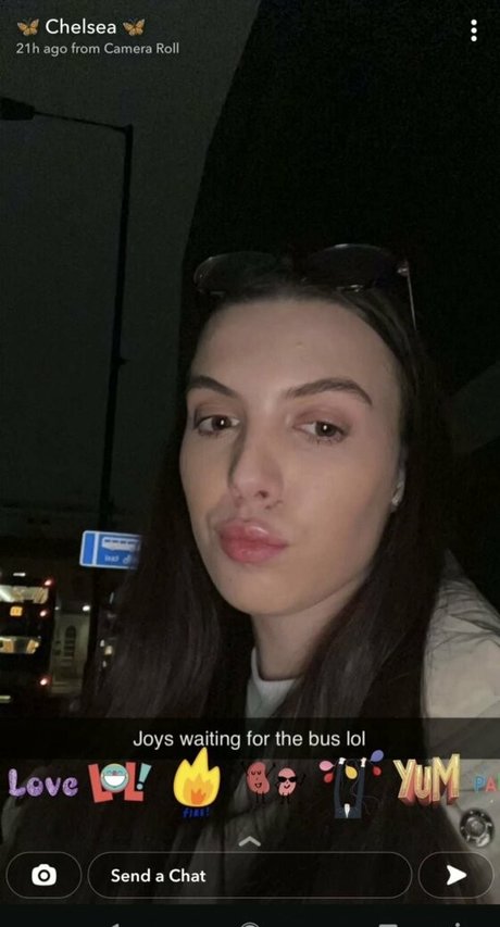 Chelsea Rowlinson hd pornstar pics