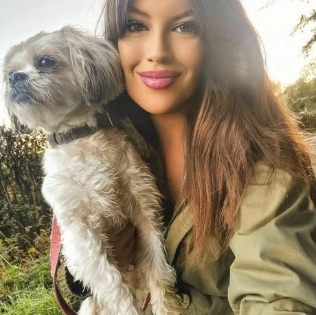 Vicki Walker nudes actress pic