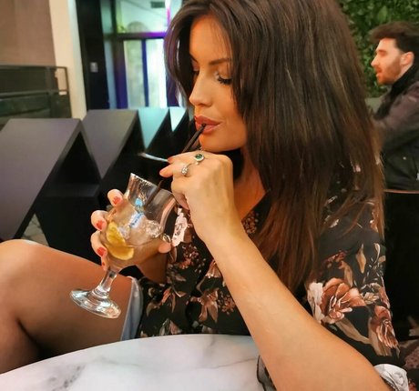 Vicki Walker adult star image