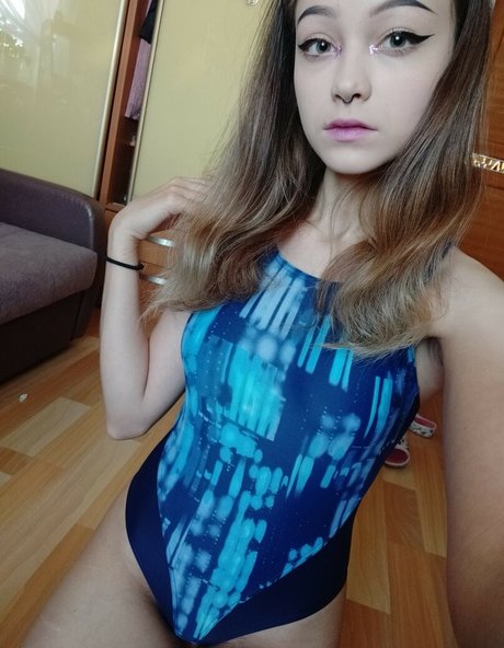 Tinybabyflower pornstar free photo